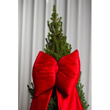 Albero natalizio con fiocco
